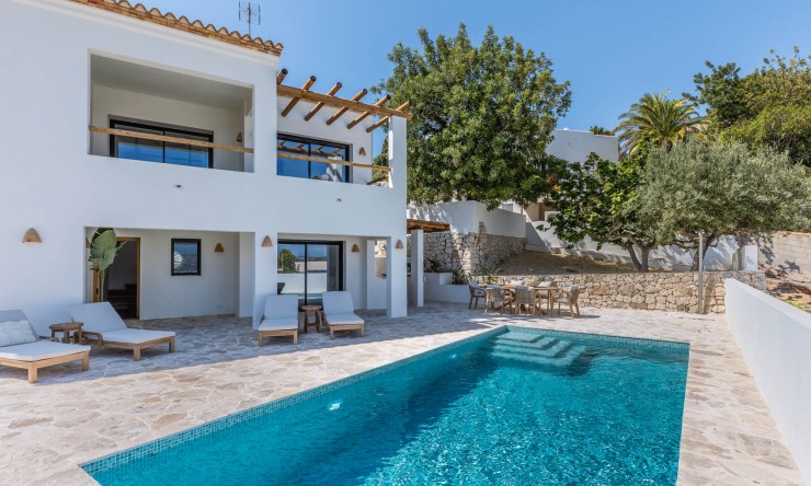 Resale - Villa -
Jávea - adsubia-toscamar