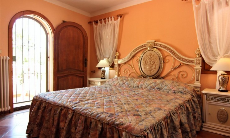 Resale - Villa -
Benissa - Fanadix