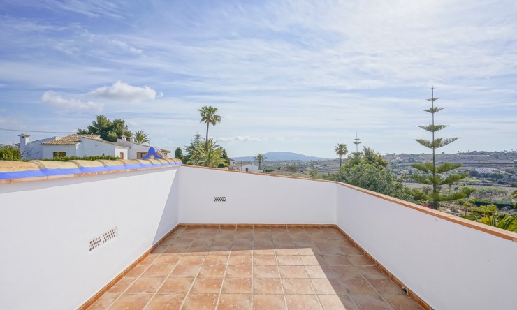 Resale - Villa -
Teulada - La Fustera