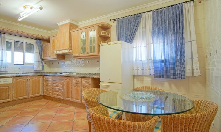 Resale - Villa -
Benissa - Fustera