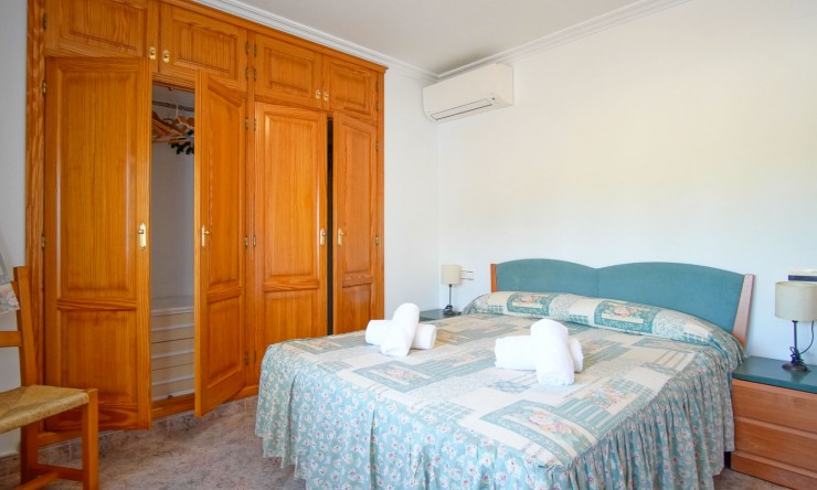 Resale - Villa -
Benissa - Fustera