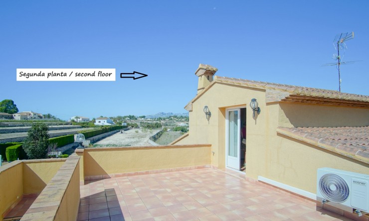 Resale - Villa -
Benissa - Fustera