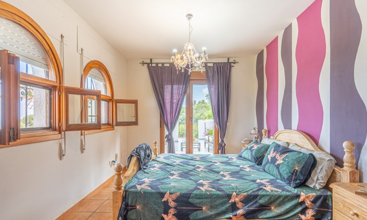 Resale - Villa -
Benissa - Busseit