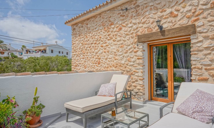 Resale - Villa -
Benissa - Busseit