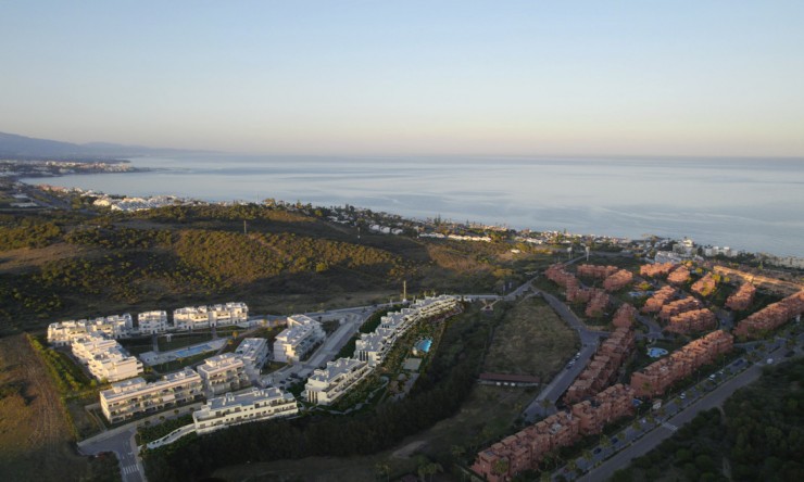 Resale - Apartment -
Estepona