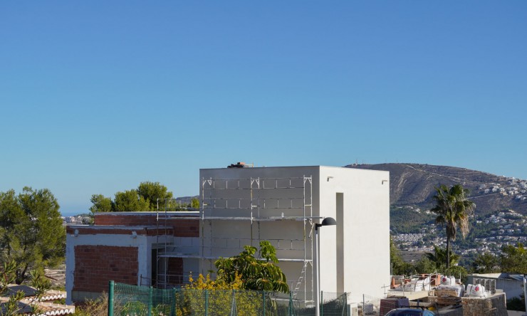 Neue Gebäude - Villa -
Moraira - Benimeit