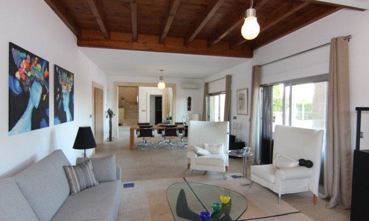 Resale - Villa -
Jávea - Puerta Fenicia