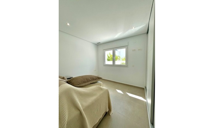 Nowe budownictwo - Willa -
Benijofar