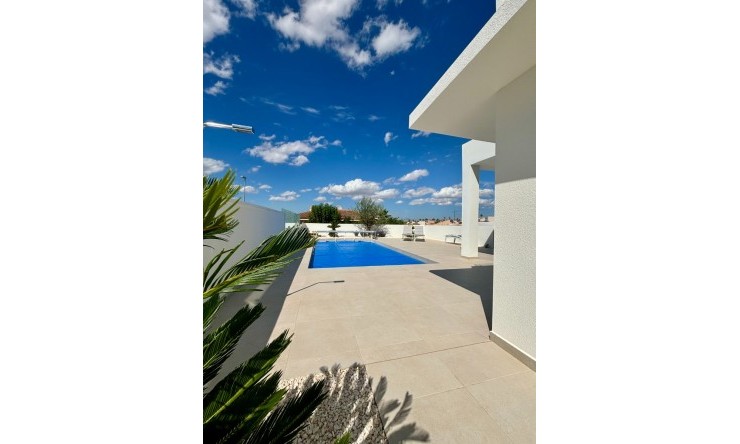 Nowe budownictwo - Willa -
Benijofar