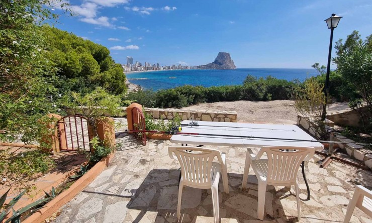 Resale - Villa -
Calpe - La manzanera