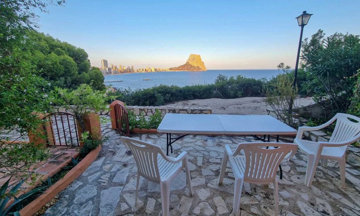 Resale - Villa -
Calpe - La manzanera