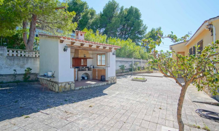 Resale - Villa -
Denia - Campusos