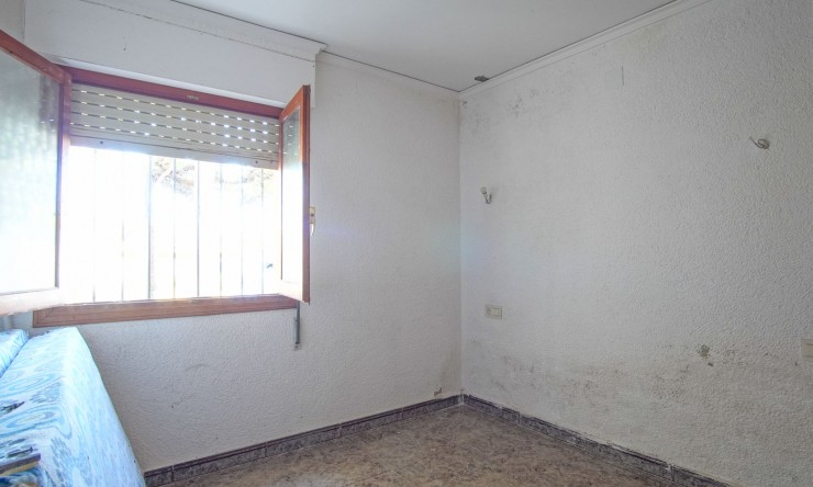 Resale - Villa -
Denia - Campusos