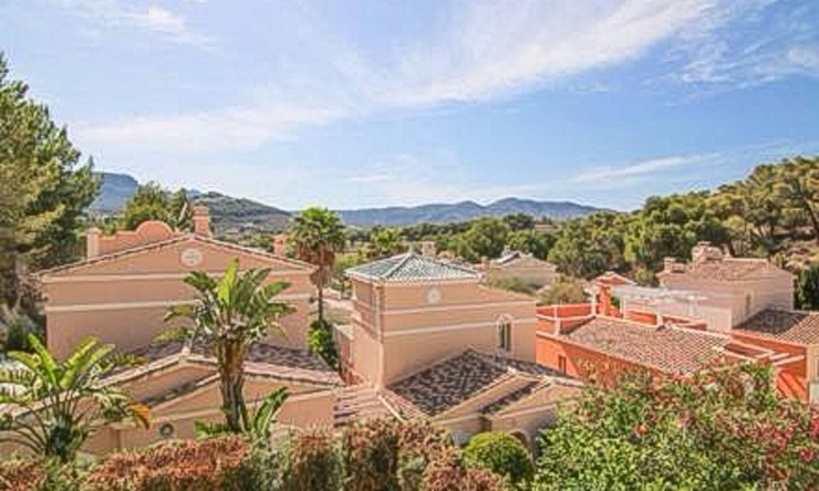 Resale - Villa -
Calpe - Cometa III