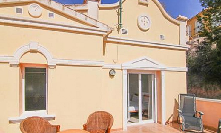 Resale - Villa -
Calpe - Cometa III