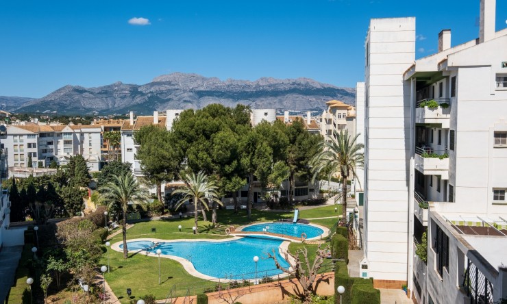 Revente - Appartement -
Albir