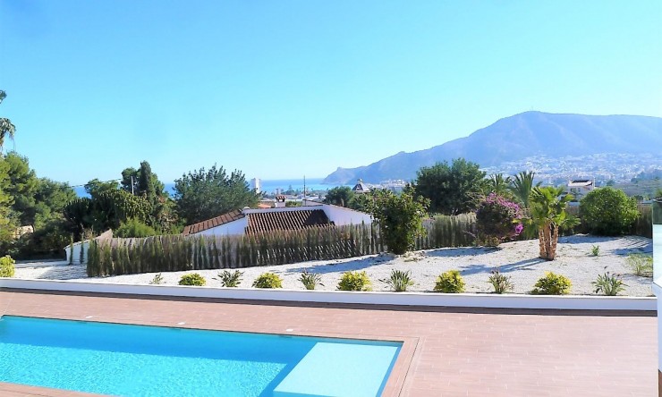 Revente - Villa -
Altea