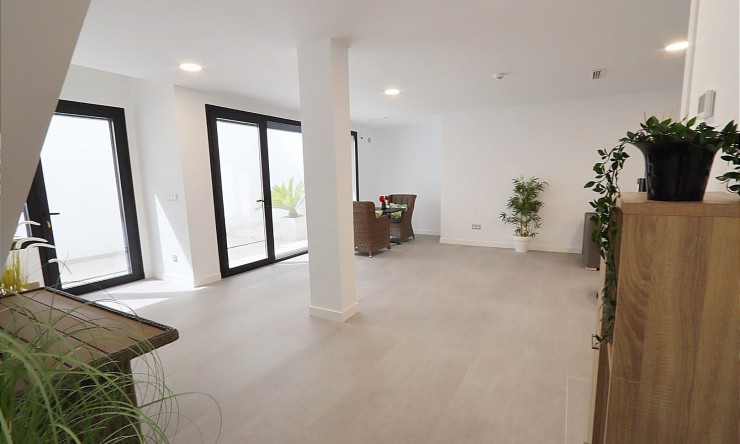 Herverkoop - Villa -
Finestrat