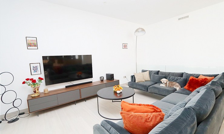 Herverkoop - Villa -
Finestrat