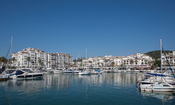 Revente - Maison -
Casares Playa