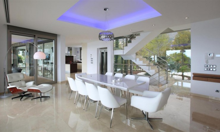 Resale - Villa -
Altea