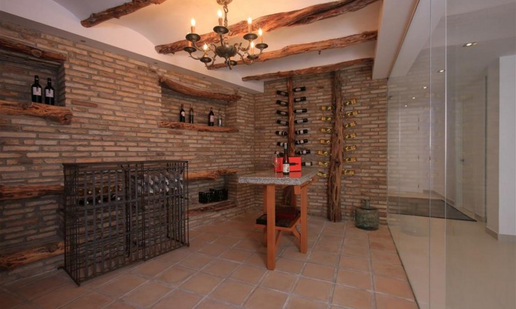 Resale - Villa -
Altea