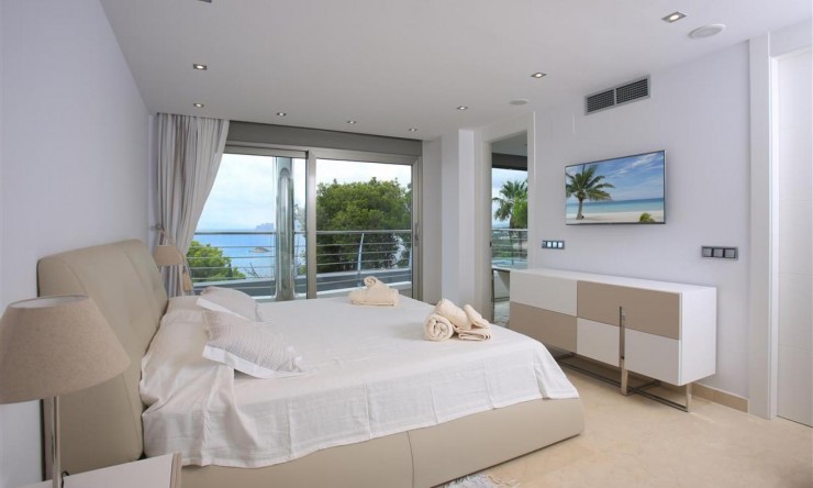 Resale - Villa -
Altea