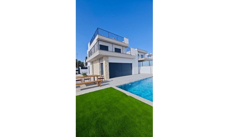 Nieuwbouw Woningen - Villa -
San Miguel de Salinas