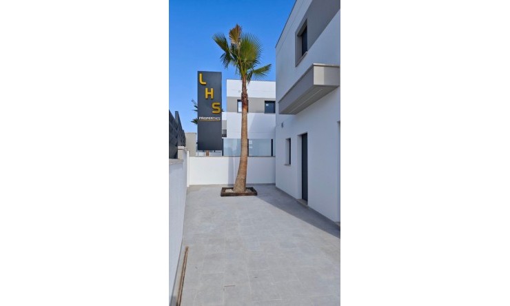 Nieuwbouw Woningen - Villa -
San Miguel de Salinas