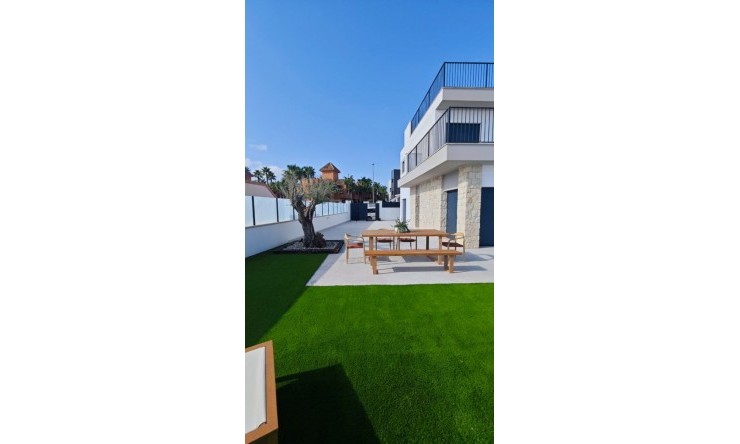 Nieuwbouw Woningen - Villa -
San Miguel de Salinas