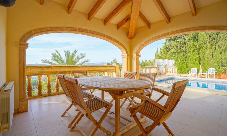 Resale - Villa -
Jávea - La Corona