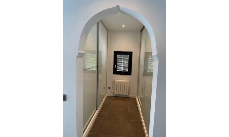 Rynek Wtórny - Willa -
Moraira