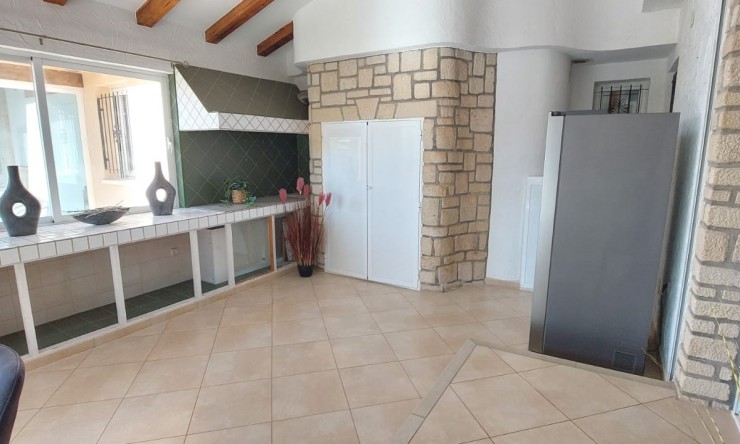 Rynek Wtórny - Willa -
Busot