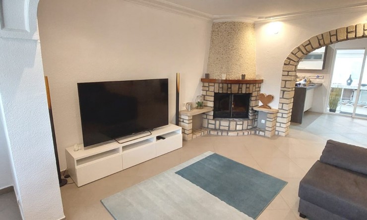 Rynek Wtórny - Willa -
Busot