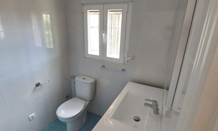 Rynek Wtórny - Willa -
Busot