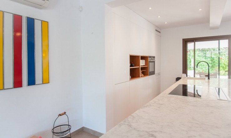 Herverkoop - Villa -
Moraira