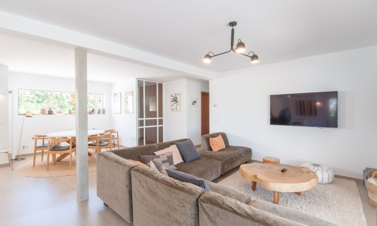 Herverkoop - Villa -
Moraira