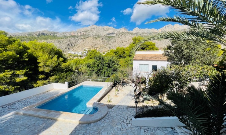 Resale - Villa -
Altea la Vella - Altea