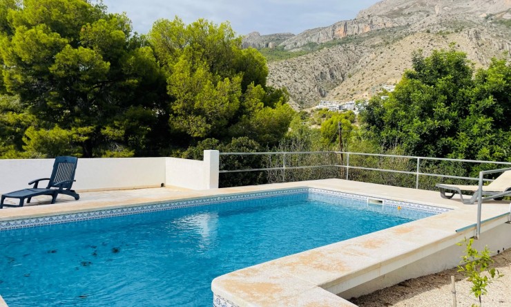 Resale - Villa -
Altea la Vella - Altea