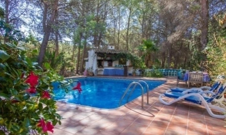 Resale - Villa -
Altea la Vella - Altea