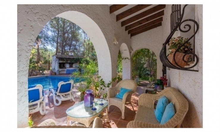 Resale - Villa -
Altea la Vella - Altea