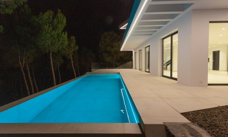 Reventa - Villa -
Altea