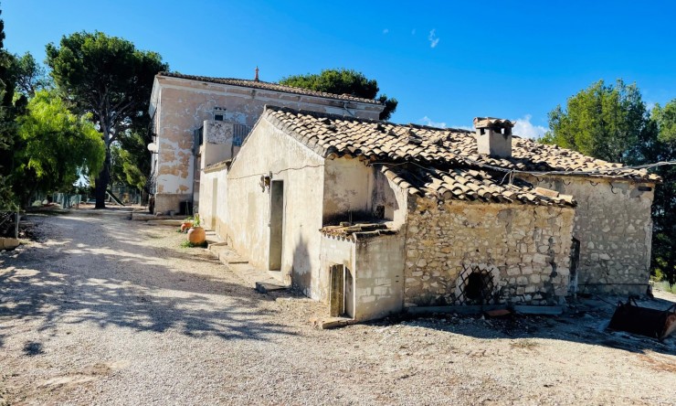 Revente - Maison de campagne -
Jijona