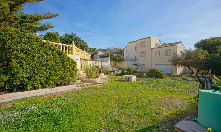 Resale - Villa -
Benissa - La Fustera