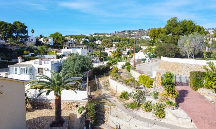 Resale - Villa -
Benissa - La Fustera