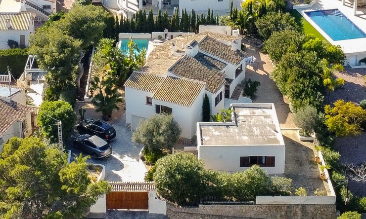 Resale - Villa -
Jávea - La Granadella