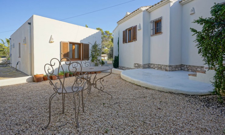 Resale - Villa -
Jávea - La Granadella