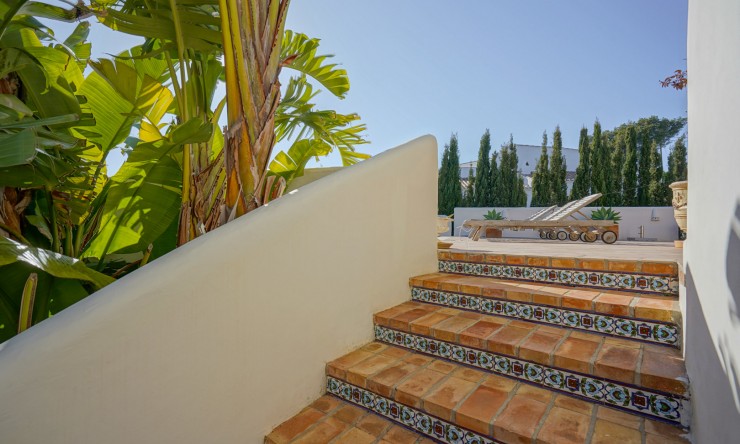 Resale - Villa -
Jávea - La Granadella