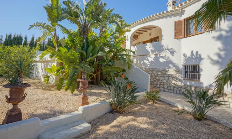 Resale - Villa -
Jávea - La Granadella