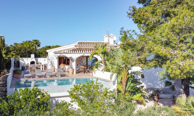 Resale - Villa -
Jávea - La Granadella